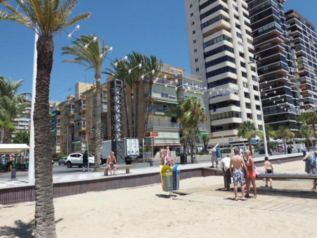 Disponible En Abril-Wifi-3Hab, 6 Pers, -Piscina, Aire Acondi-Parking Opcionable Extra Daire Benidorm Dış mekan fotoğraf